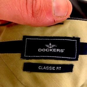Dockers Classic Fit
